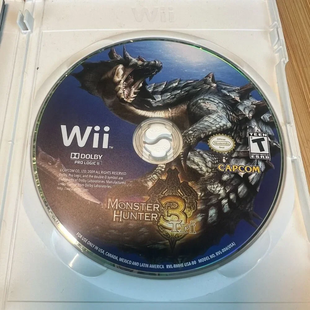 Nintendo Wii Monster Hunter 3 Tri Game Complete Complete In Box